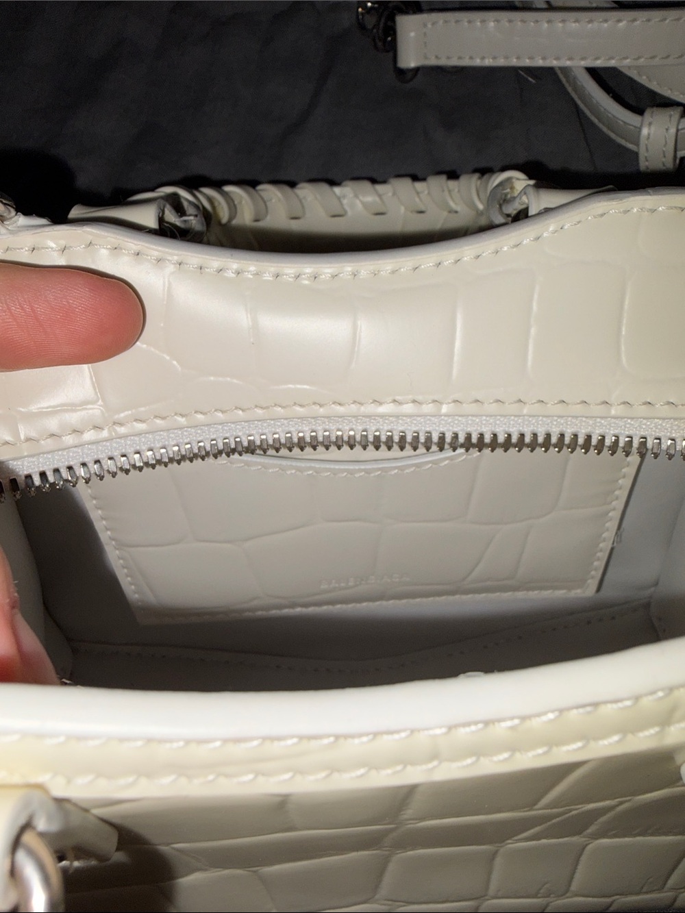 Balenciaga - Neo nano city bag - Picture 9 of 14